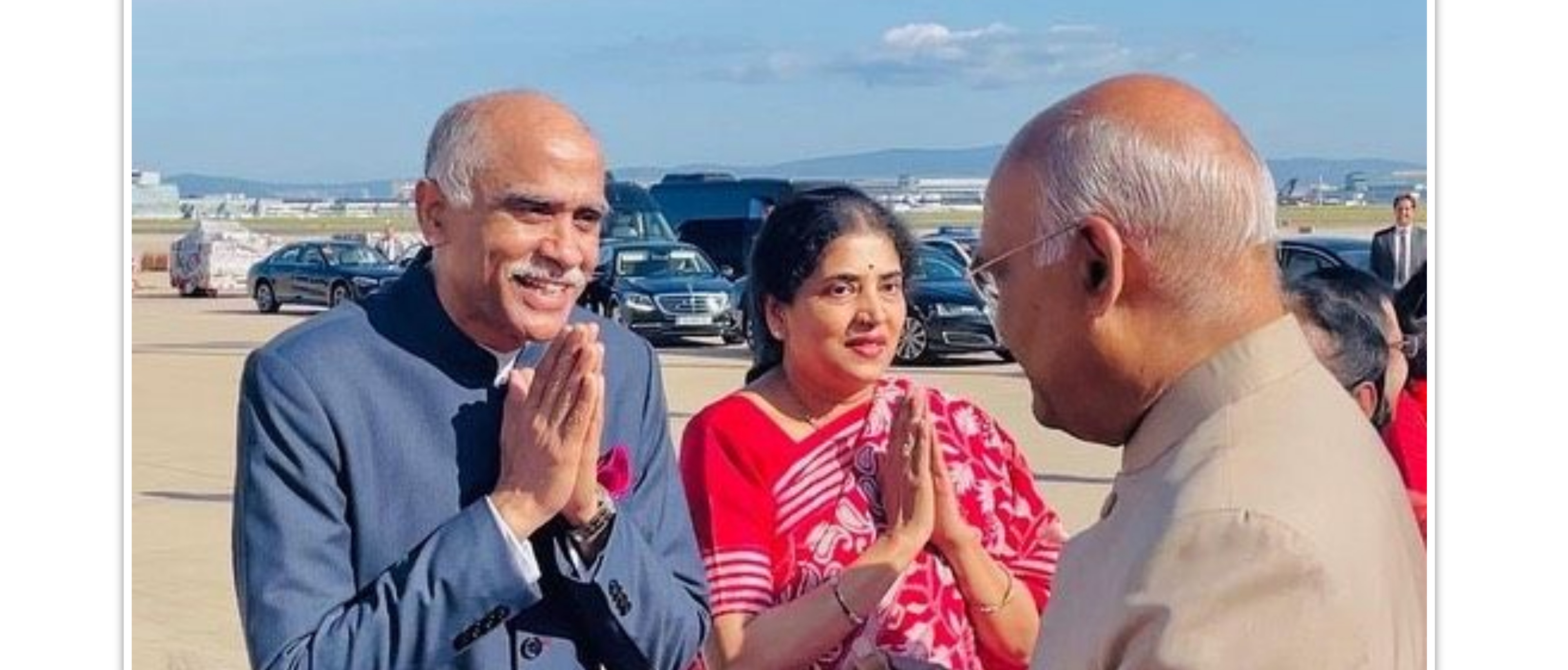  The Hon'ble President Shri Ram Nath Kovind and the First Lady Smt. Savita Kovind depart from Germany 