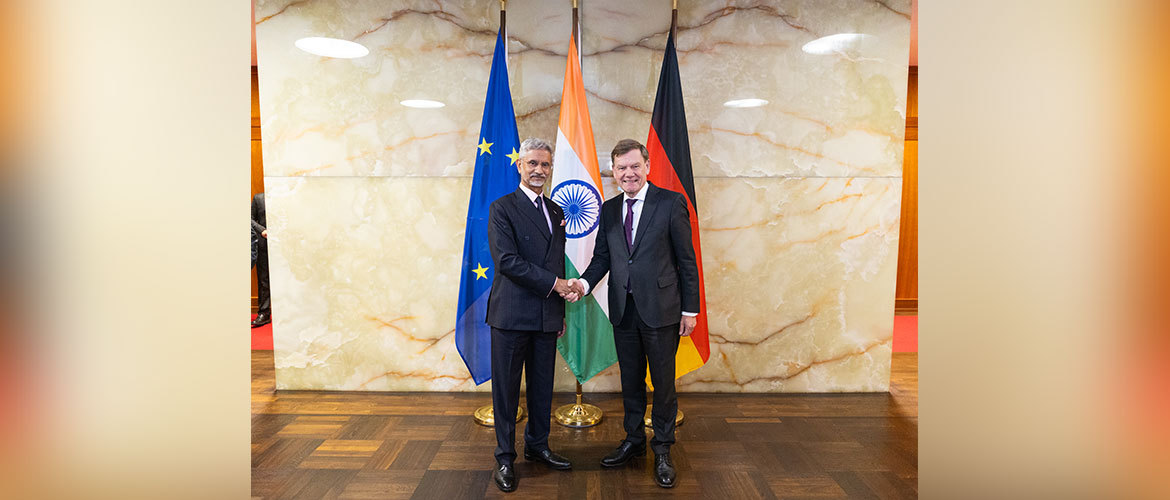 External Affairs Minister Dr. S. Jaishankar met H.E. Mr. Johann Wadephul, Minister for Foreign Affairs of the Federal Republic of Germany in Berlin on 23.05.2025